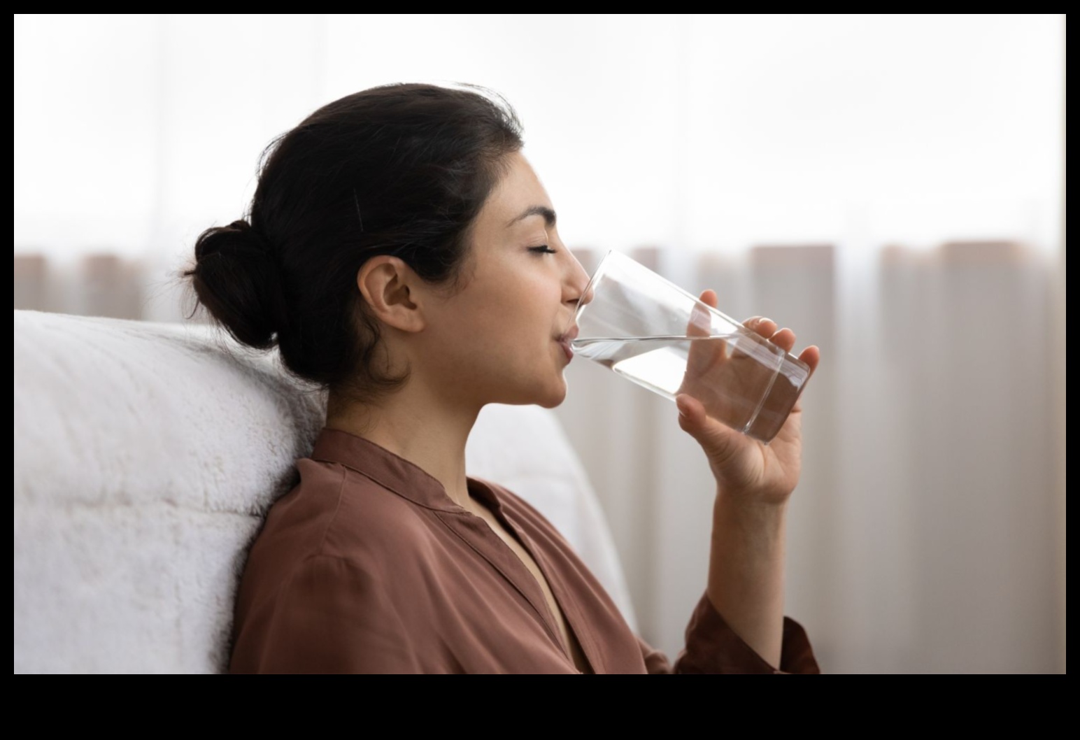 Hydration Essentials: Ένας οδηγός για την υγιεινή κατανάλωση νερού